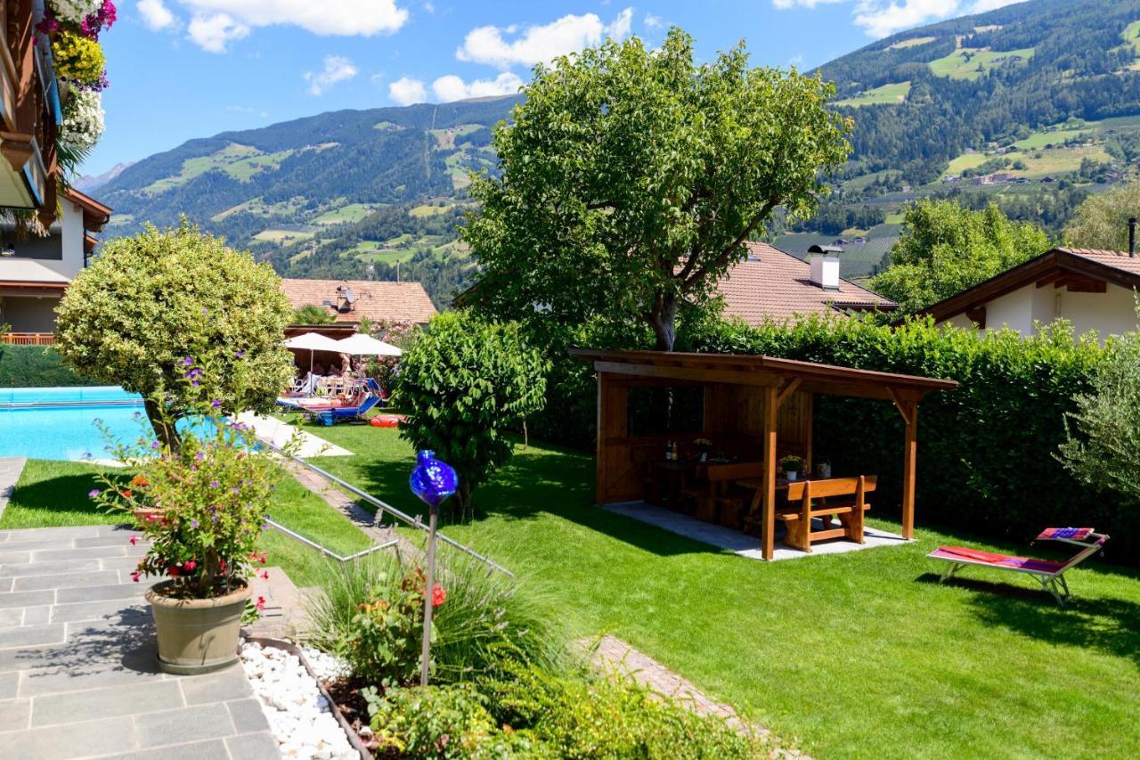 Ferienwohnungen Haus Christine Rifiano Exteriör bild