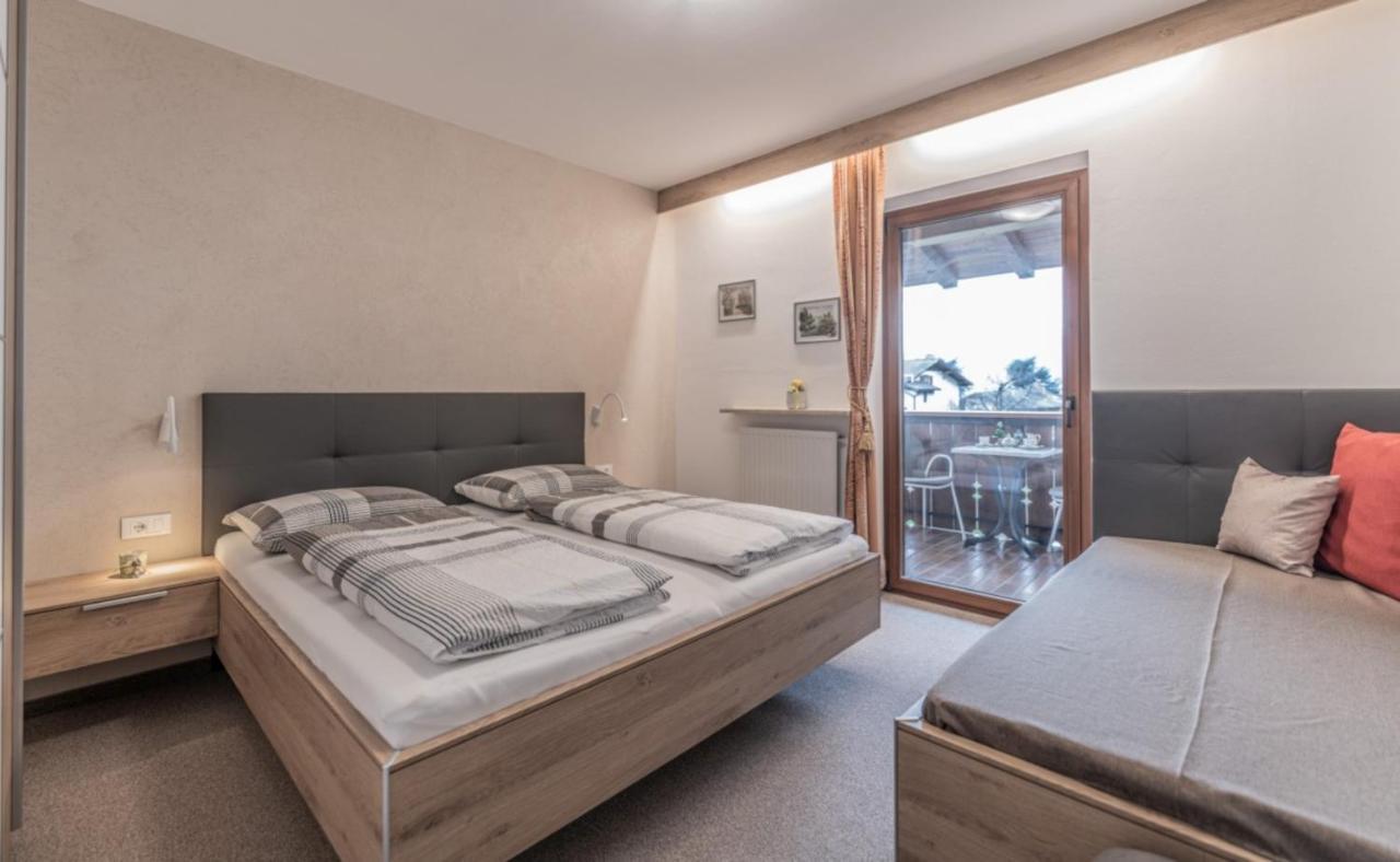 Ferienwohnungen Haus Christine Rifiano Exteriör bild